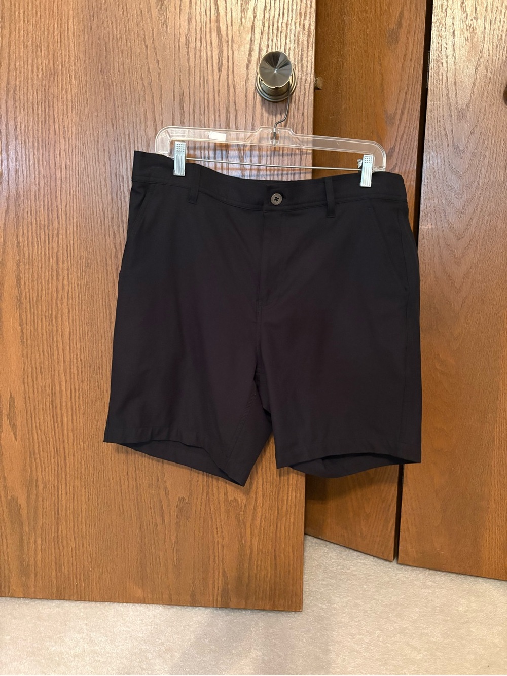 Men's Black 32 Degree COOL Performance Shorts  Size L  NEVER WORN!